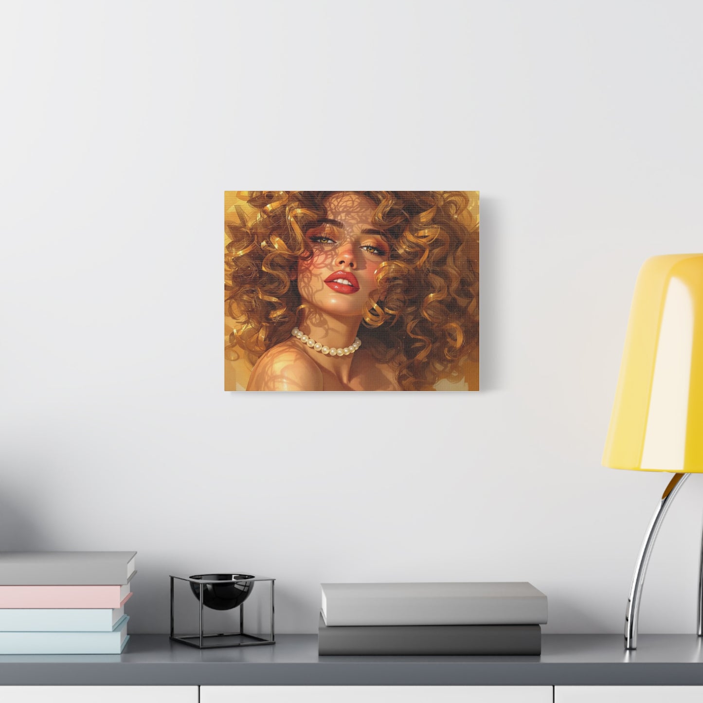 Canvas Print - Blonde Woman With Pearls
