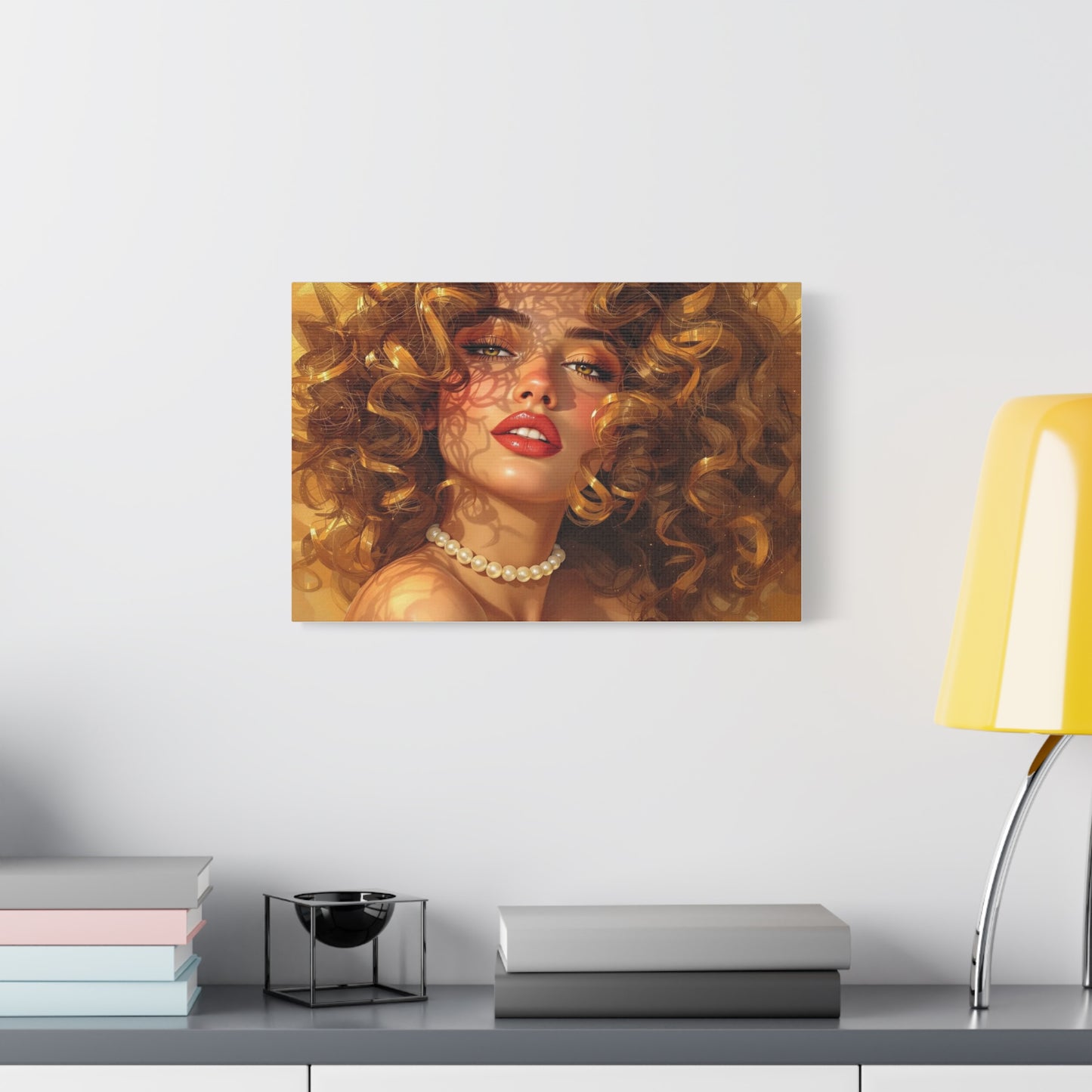 Canvas Print - Blonde Woman With Pearls