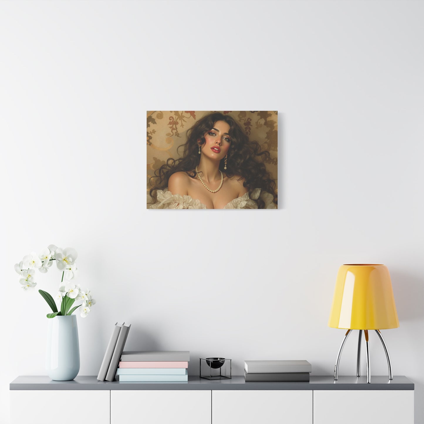 Canvas Print - Brunette Woman With Pearls
