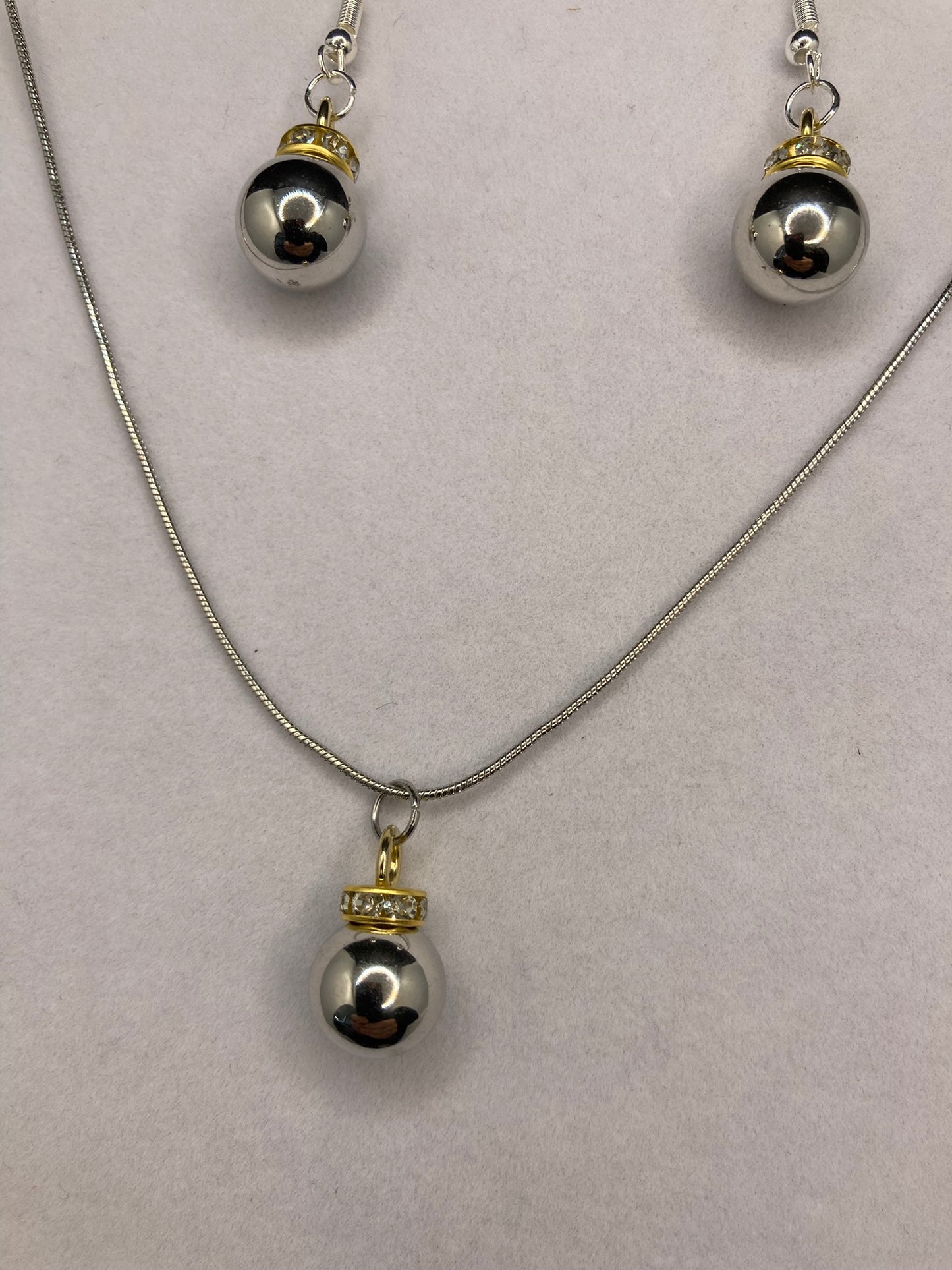 Mirror Ball Silver Plated Fashion Accessory for Pieced Ears 18 Inch Necklace and Earring Jewelry Set