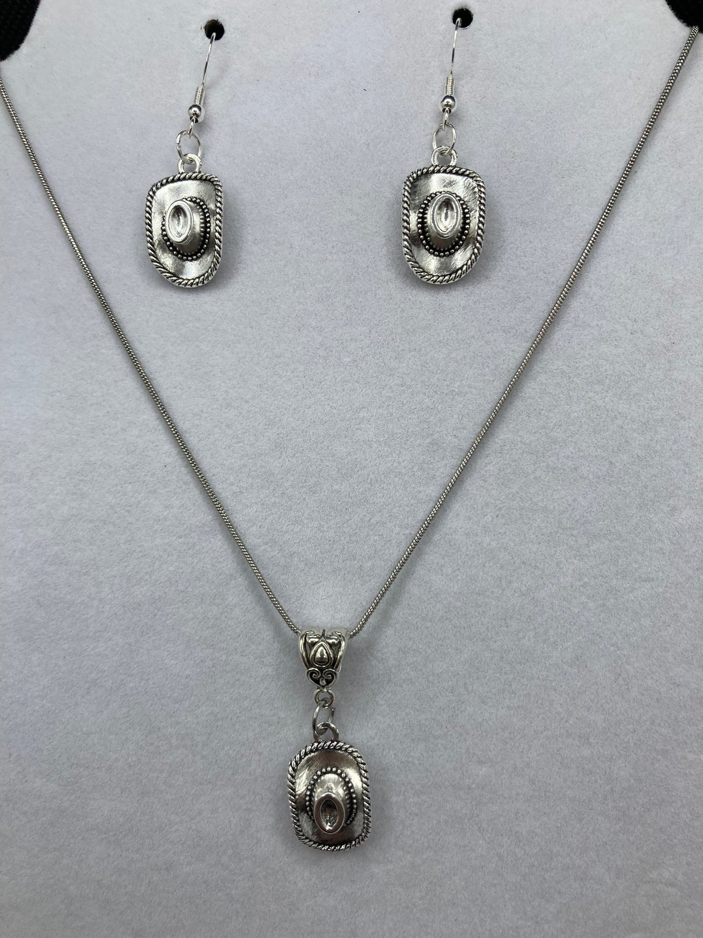 Cowboy Hat Silver Plated Western Flair Jewelry Set for Pierced Ears